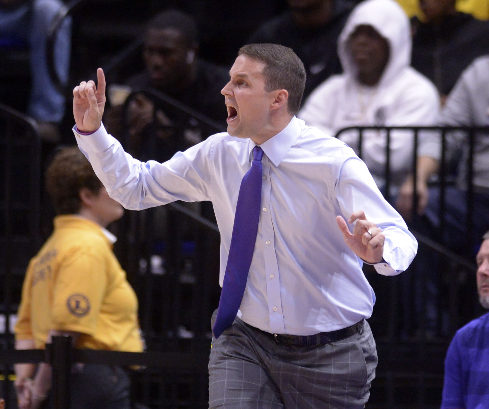 lsumensbasketball.110718_HS_676